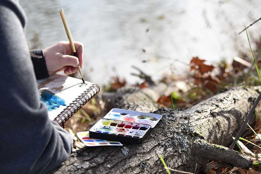 Painting on Location with QoR Modern Watercolors